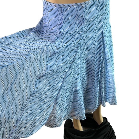 Jonathan Martin sheer lined flare skirt,LARGE, waist 16”
Boho,coastal , summer - Picture 7 of 14